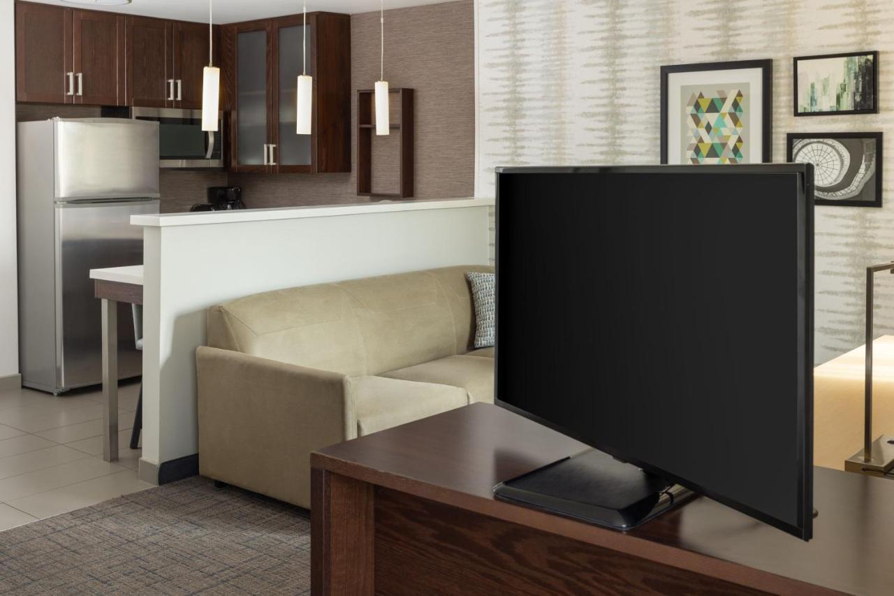 King Studio Suite with Sofa Bed - Hearing Accessible