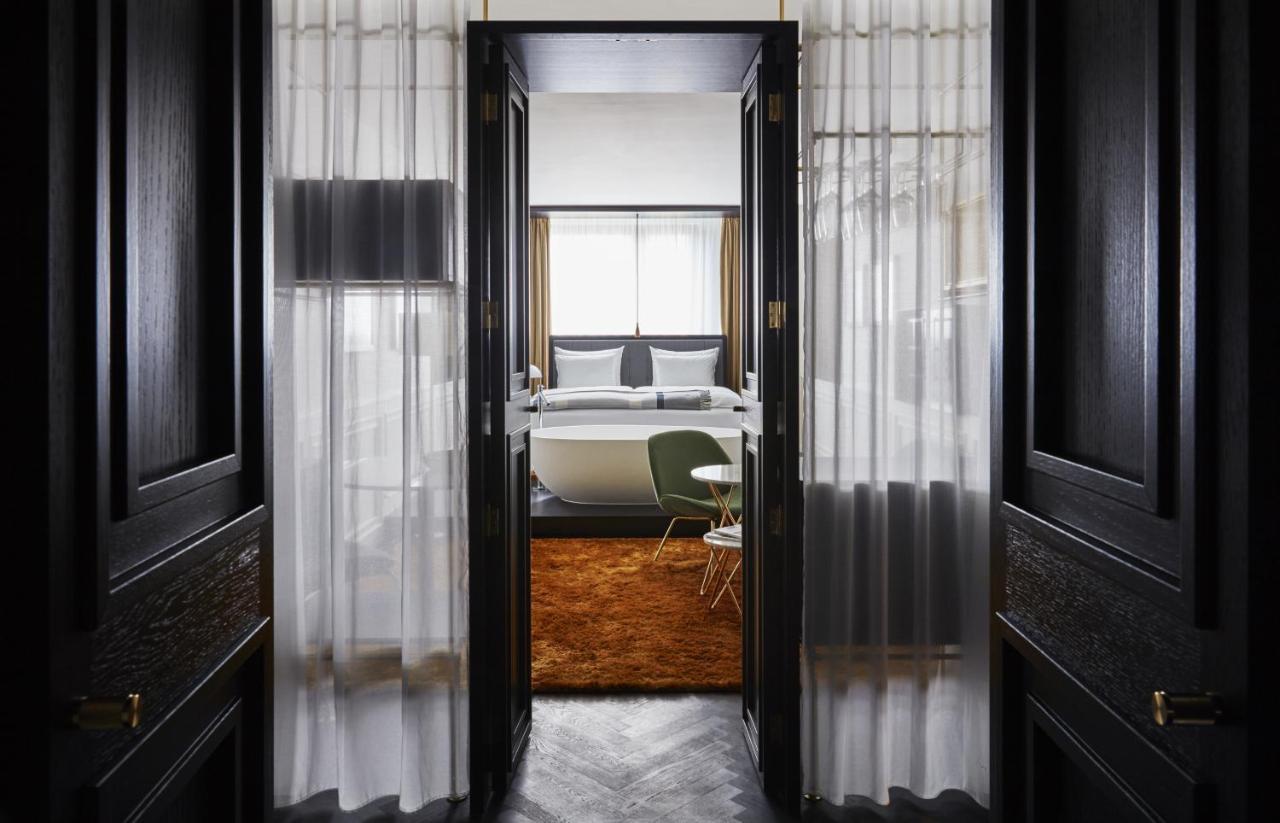 Junior King Suite,1406046887:JPEG