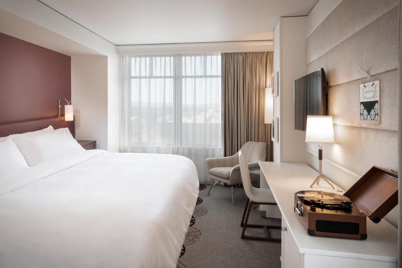 King Guest Room