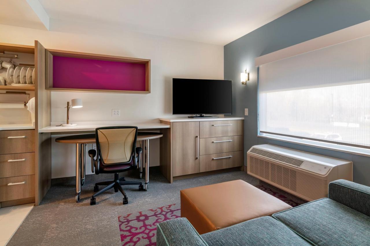 King Studio Suite