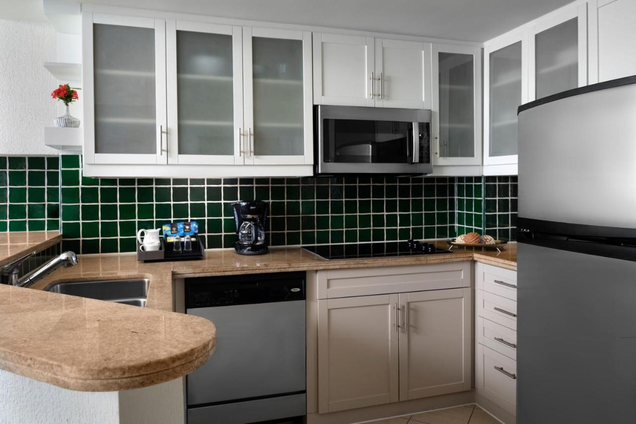 One-Bedroom Oceanfront Villa with Whirlpool,1414541234:JPEG