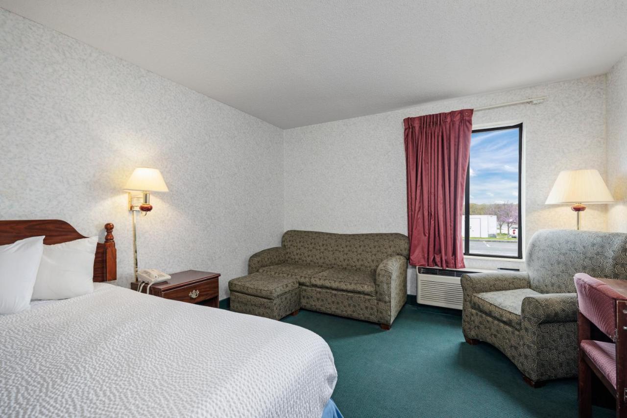 King Room - Mobility Access/Non-Smoking