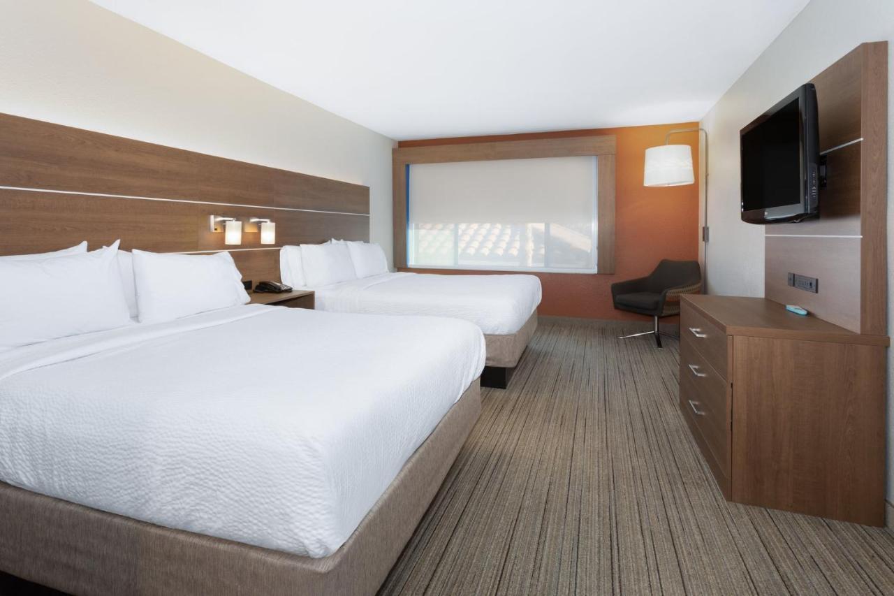 Twin Room - Mobility Access