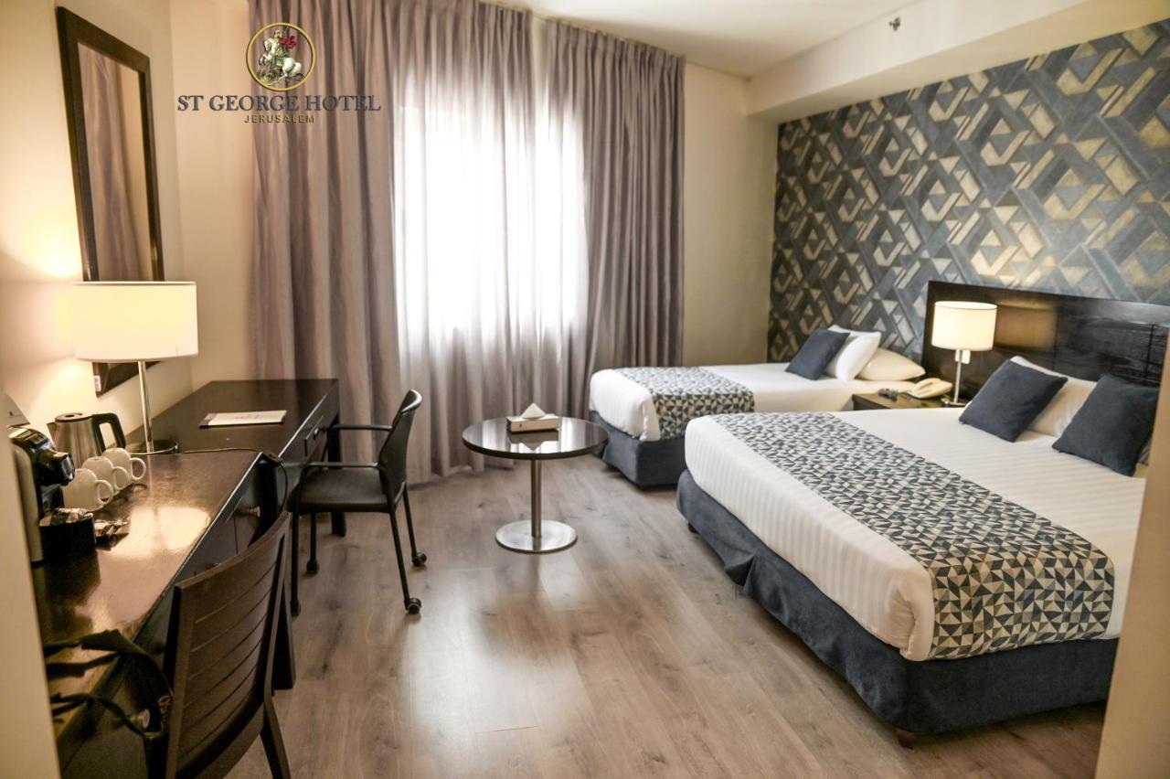 Family Room, (1 Double Bed + 1 Single Bed)
