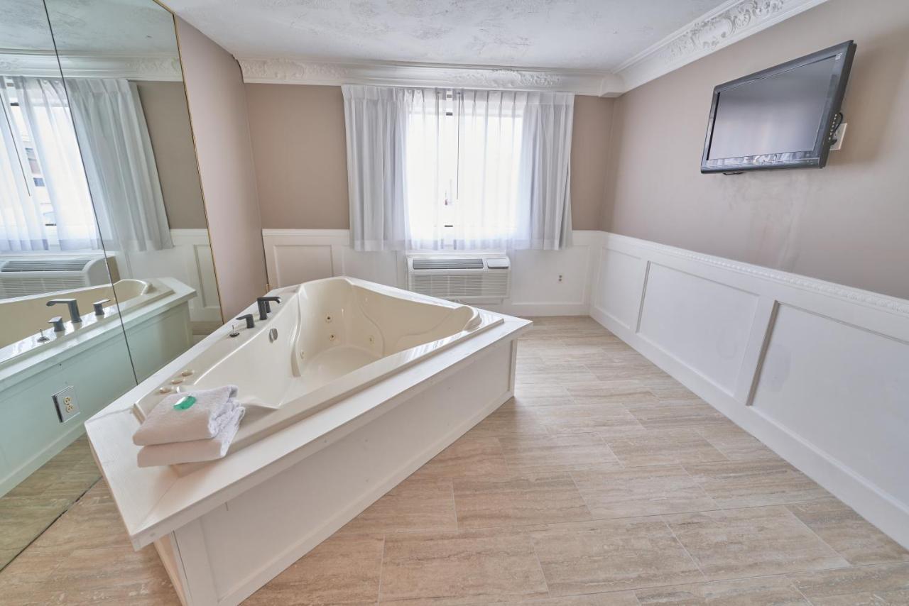 Royal Victorian Suite