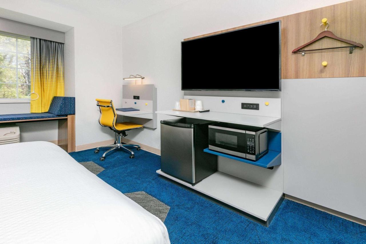 Queen Room - Disability Access- Non-Smoking,1553408974:JPEG