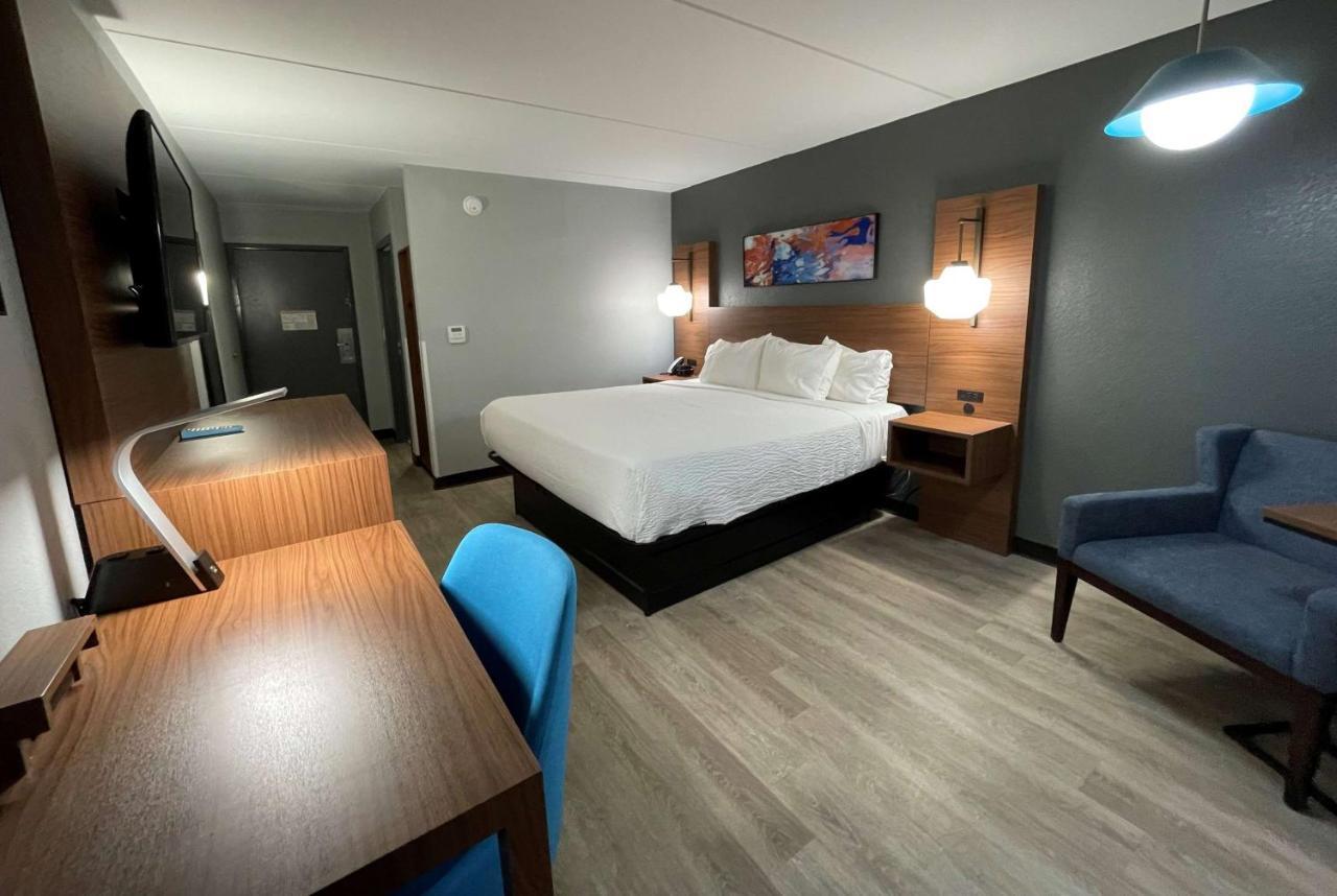 King Room - Non-Smoking