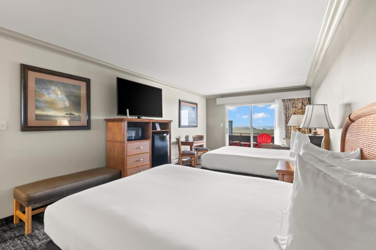 Two Queen Beds with Ocean View,1420746156:JPEG