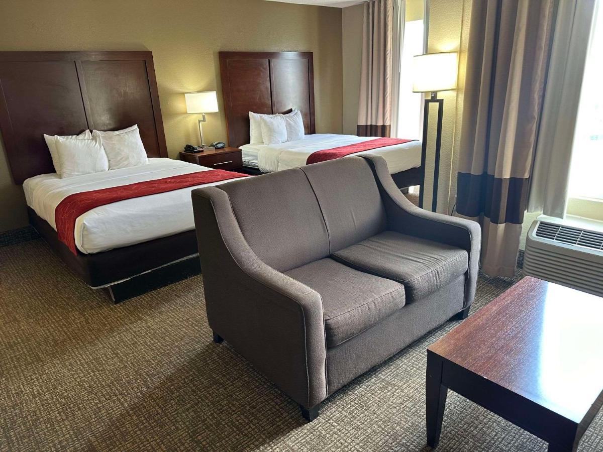 Studio Suite with Two Queen Beds