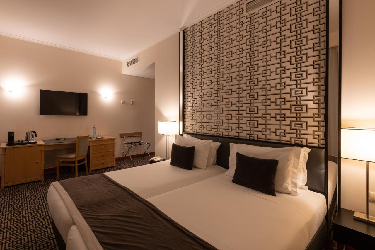 Deluxe Double or Twin Room with Balcony