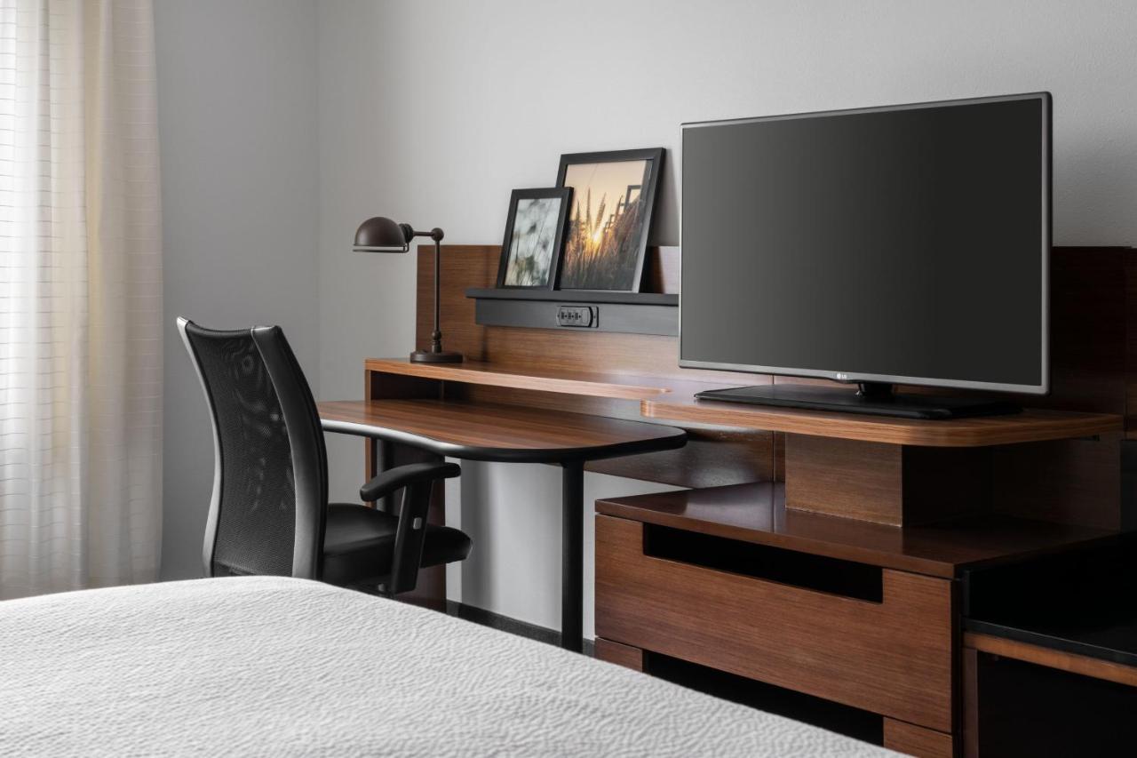 King Room with Sofa Bed