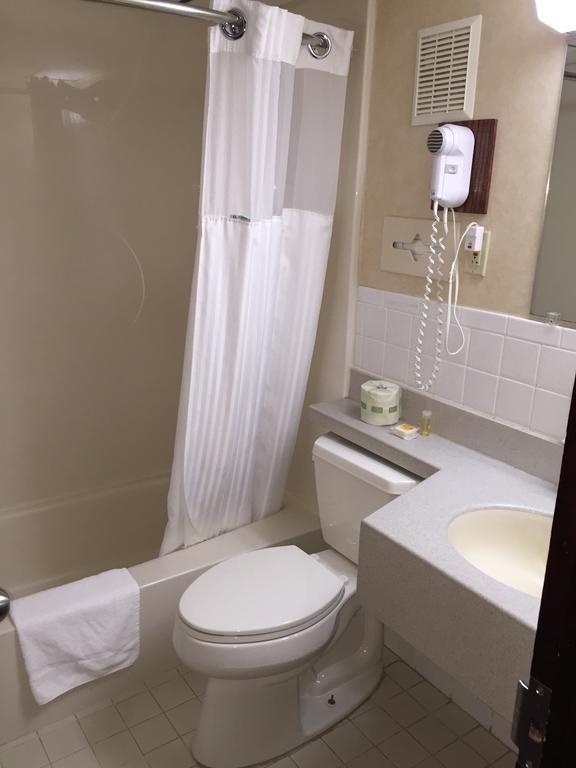 Efficiency King Room