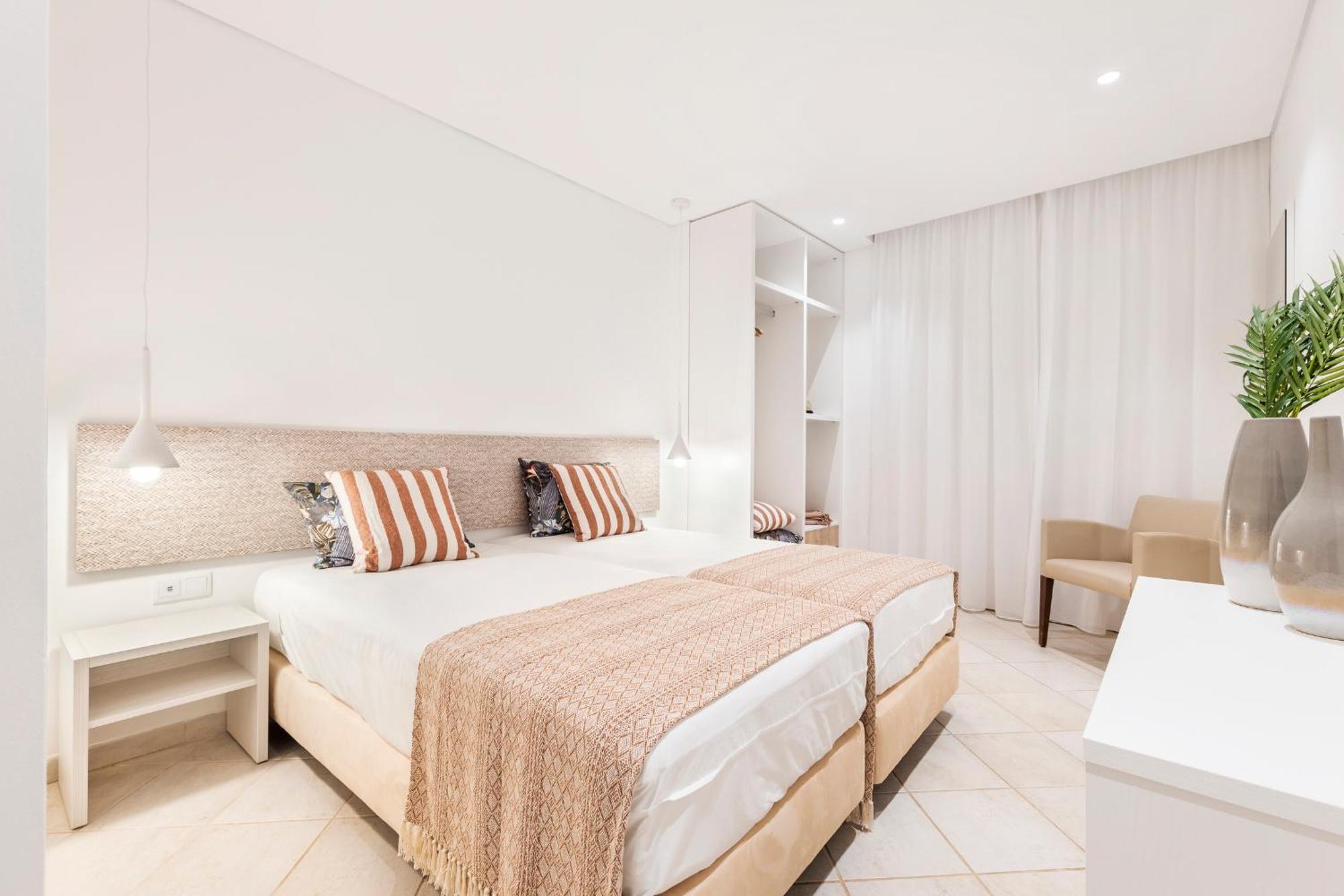 Superior Two-Bedroom Apartment