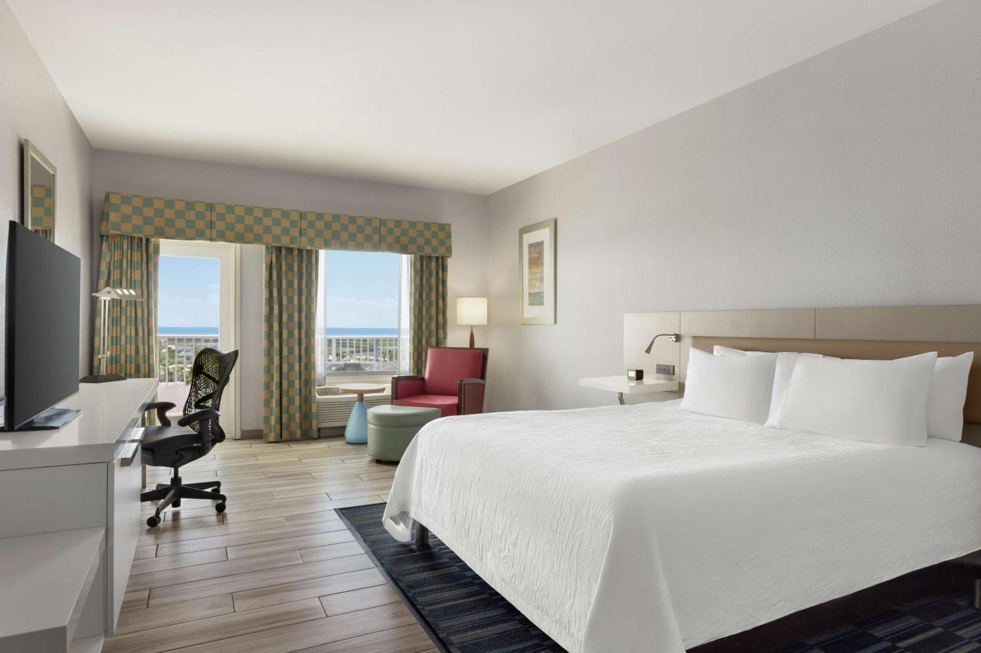 King Room with Partial View,1435145683:JPEG