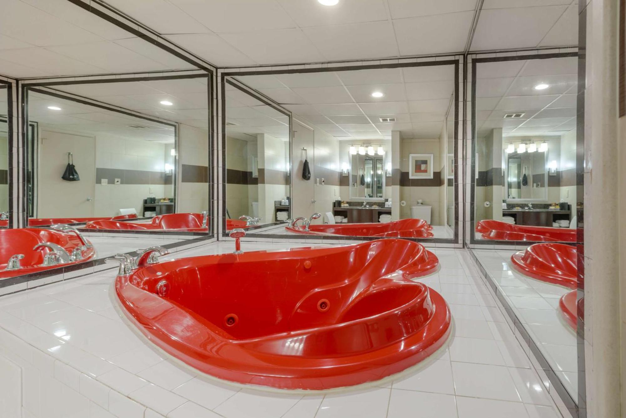 King Room with Jetted Tub - Non-Smoking,1435160221:JPEG