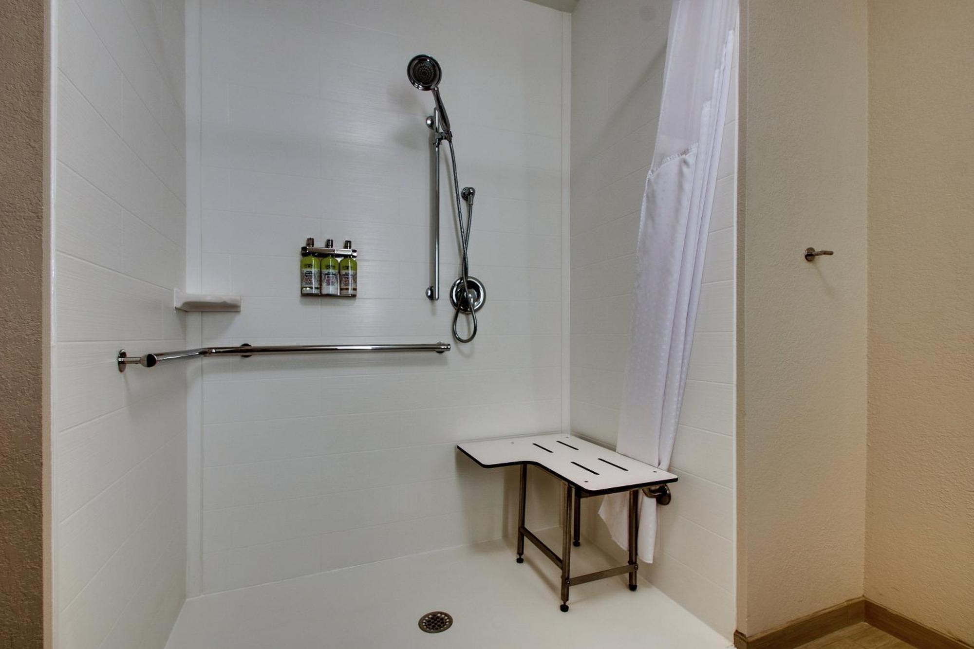 Standard King Room with Roll-in Shower - Mobility Accessible
