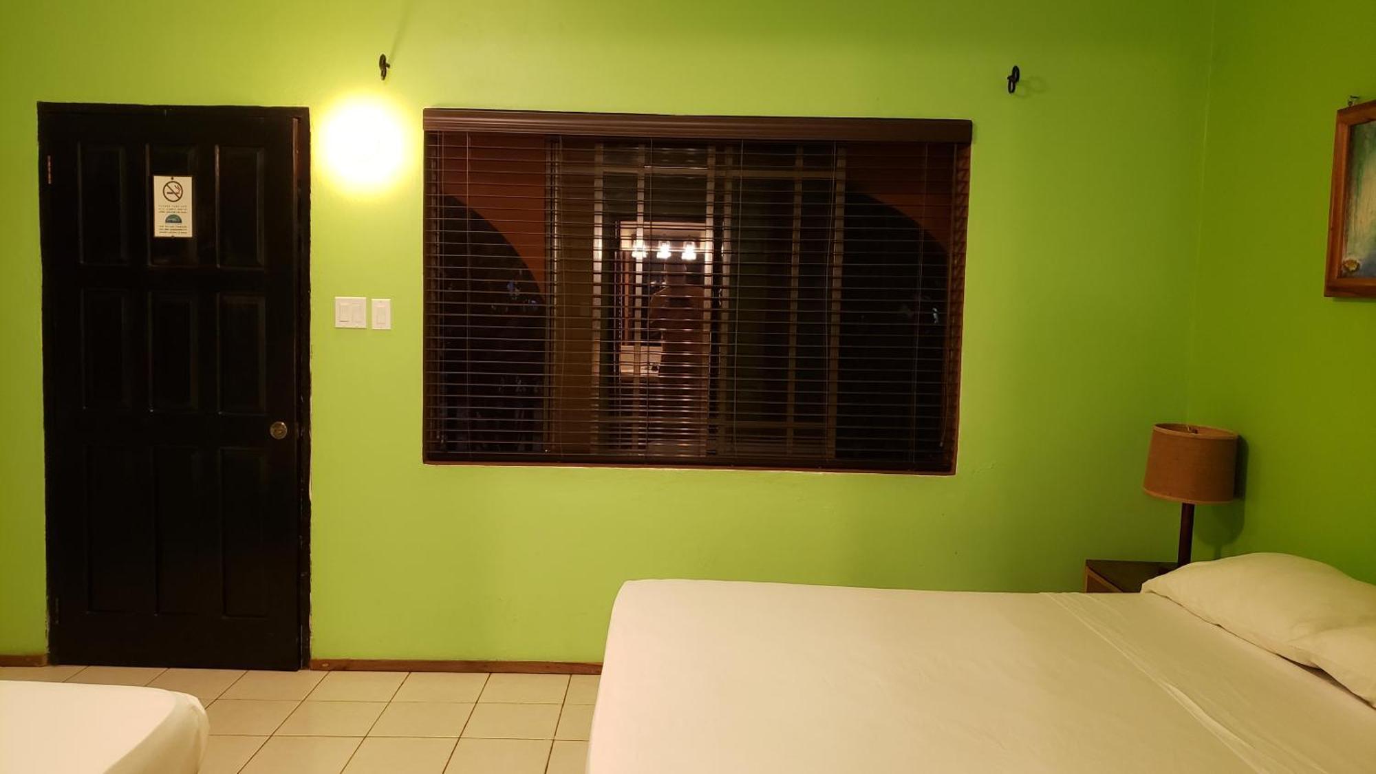 Standard Quadruple Room,1439952943:JPEG