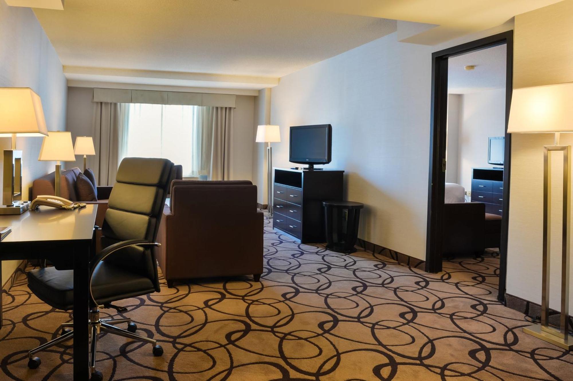 One-Bedroom Suite,1440886339:JPEG