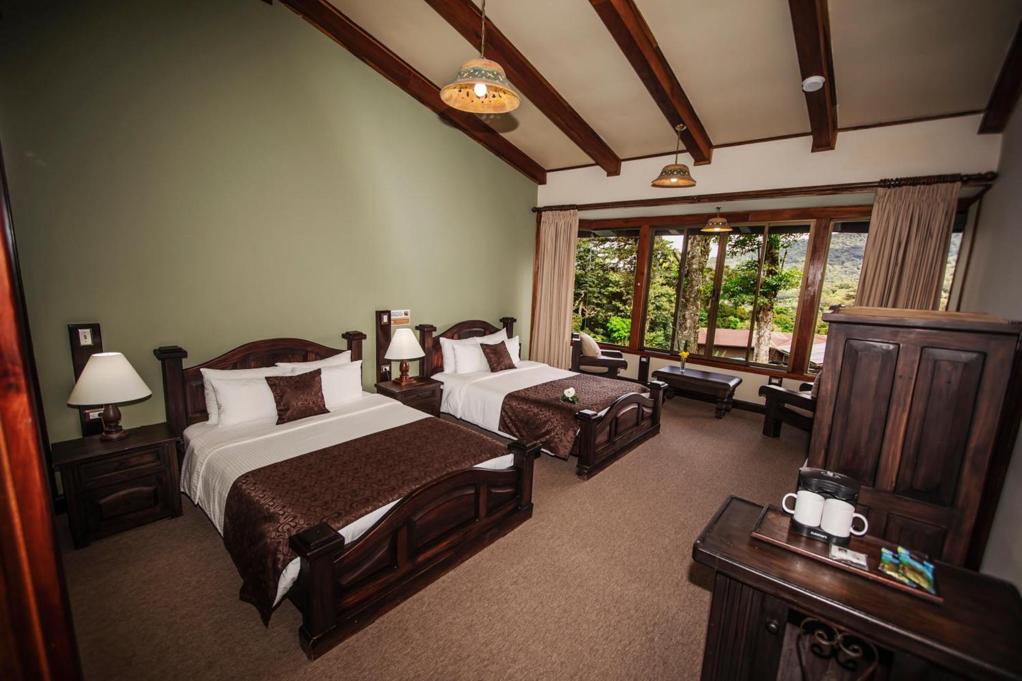 Suite with Mountain View