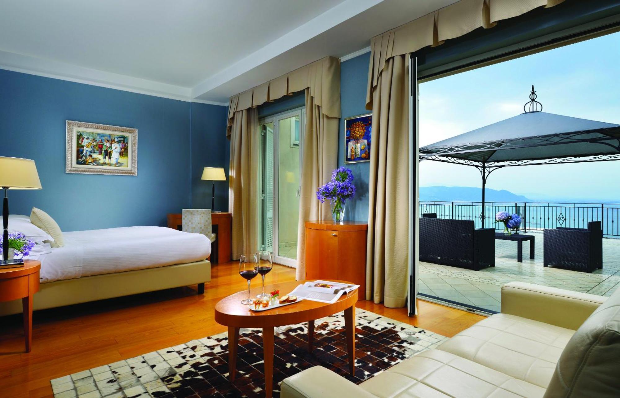 Junior Suite with Sea View