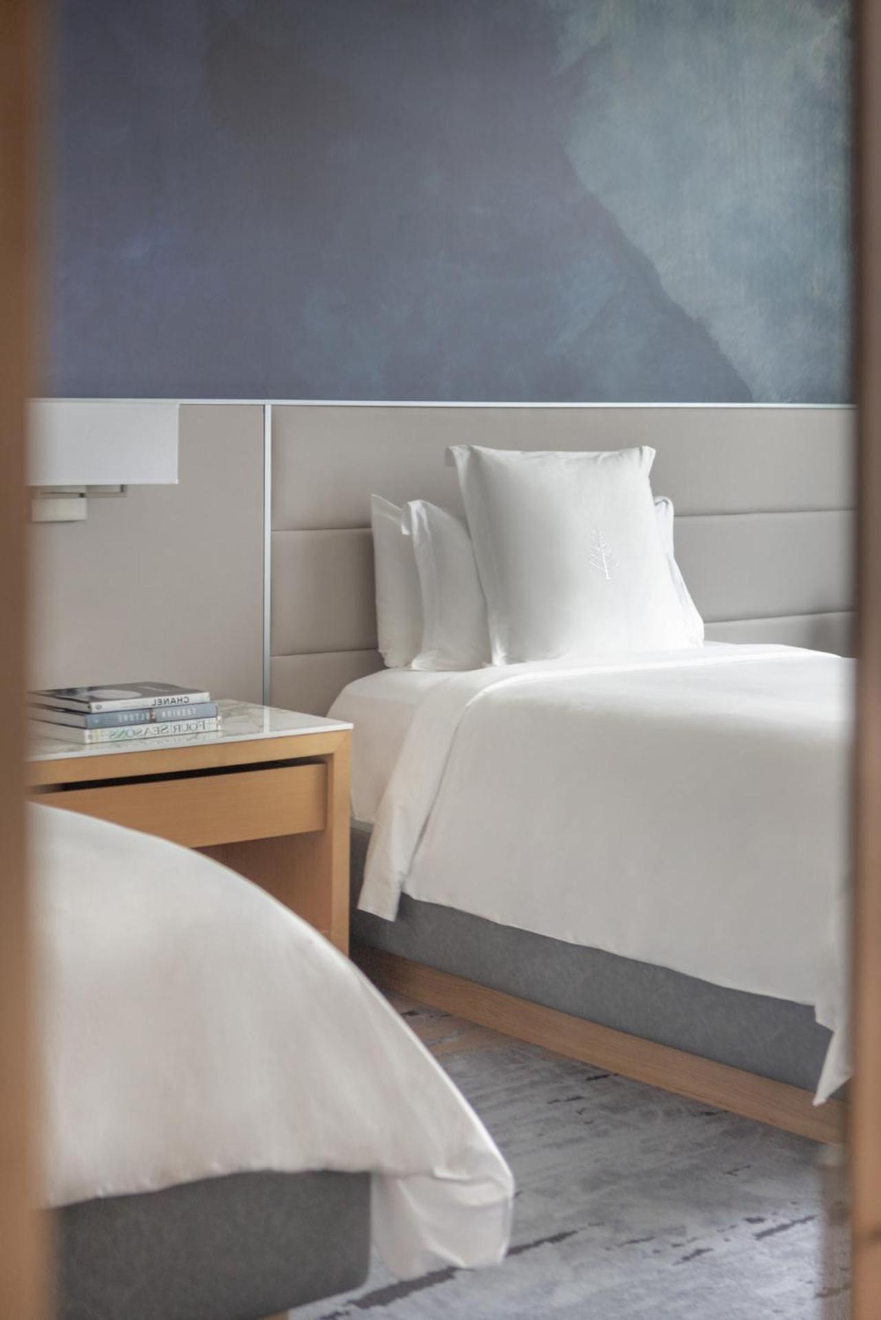 Accessible Room with Two Double Beds - City View,1549490407:JPEG