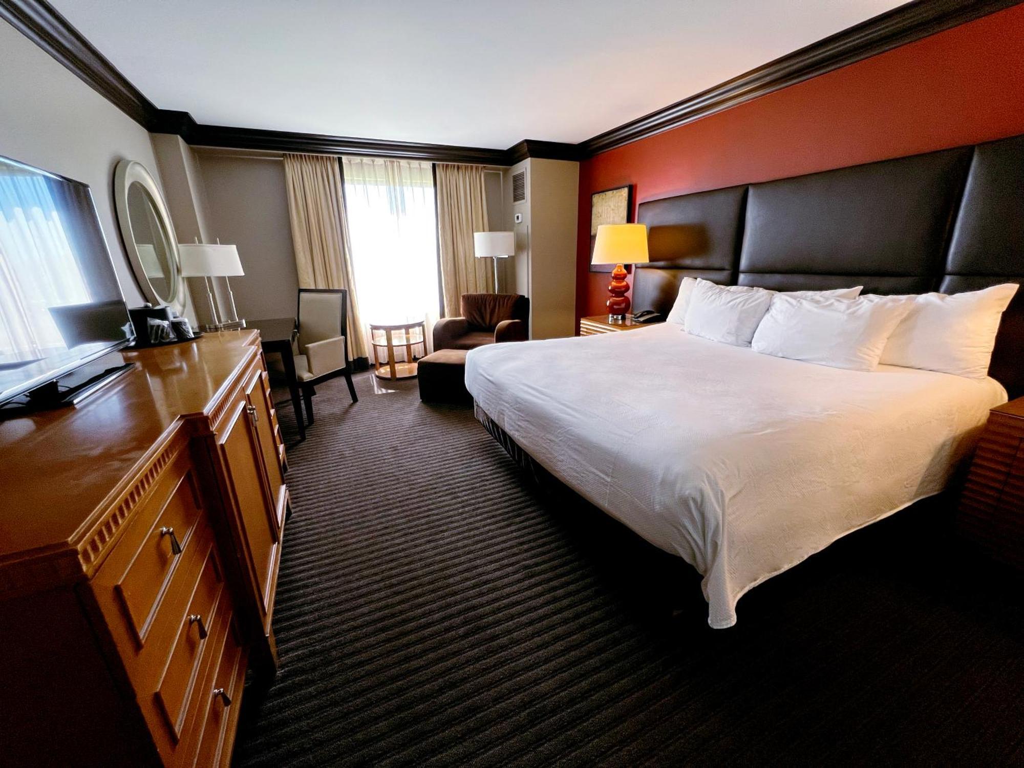 Deluxe King,1450247464:JPEG