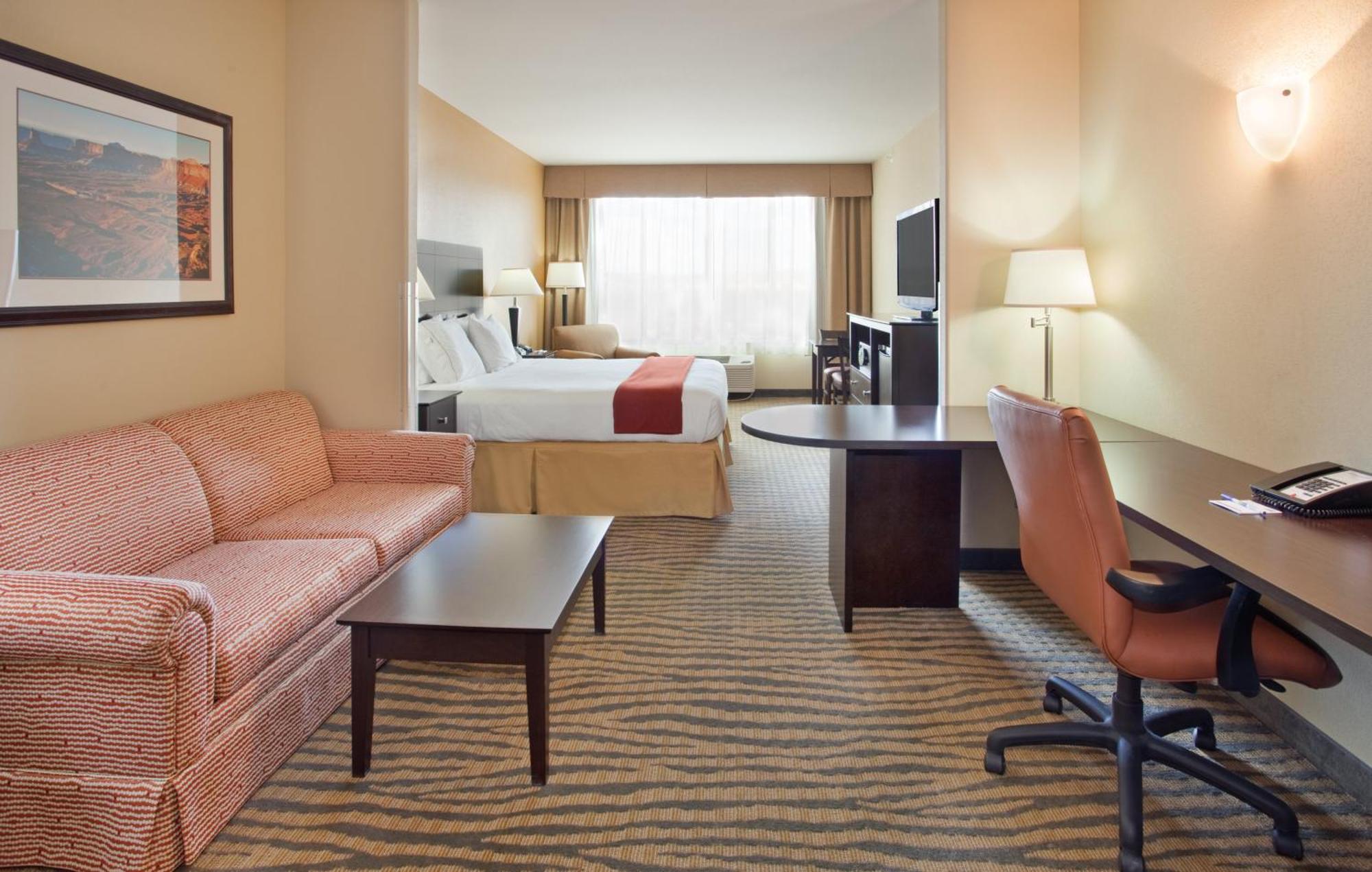 Suite - Only Hearing Accessible