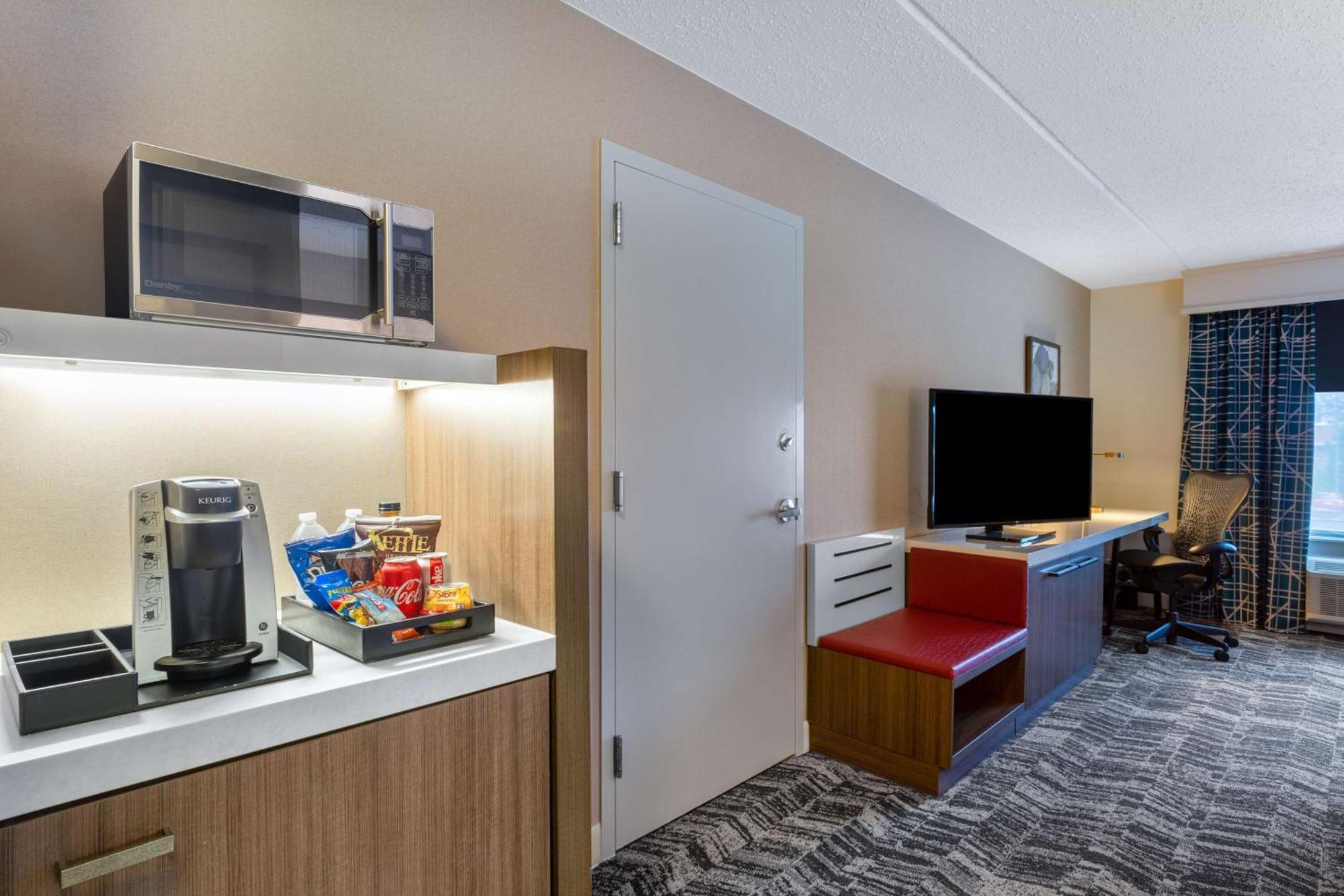 Premium King Room