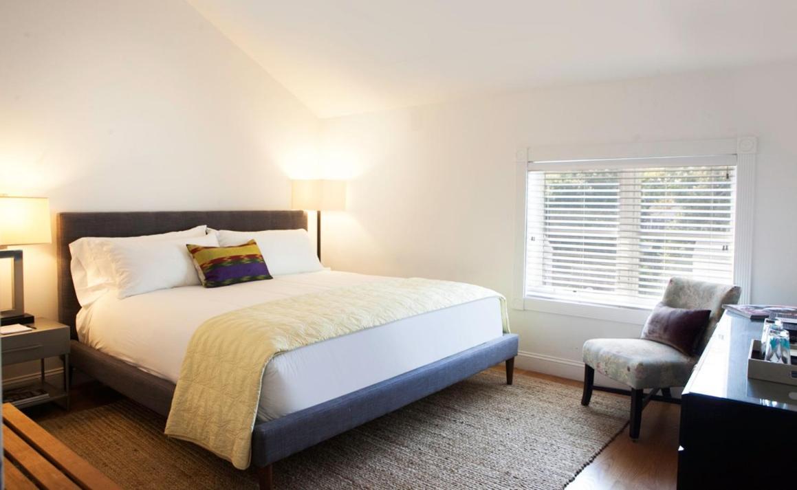 King Room,1470051146:JPEG