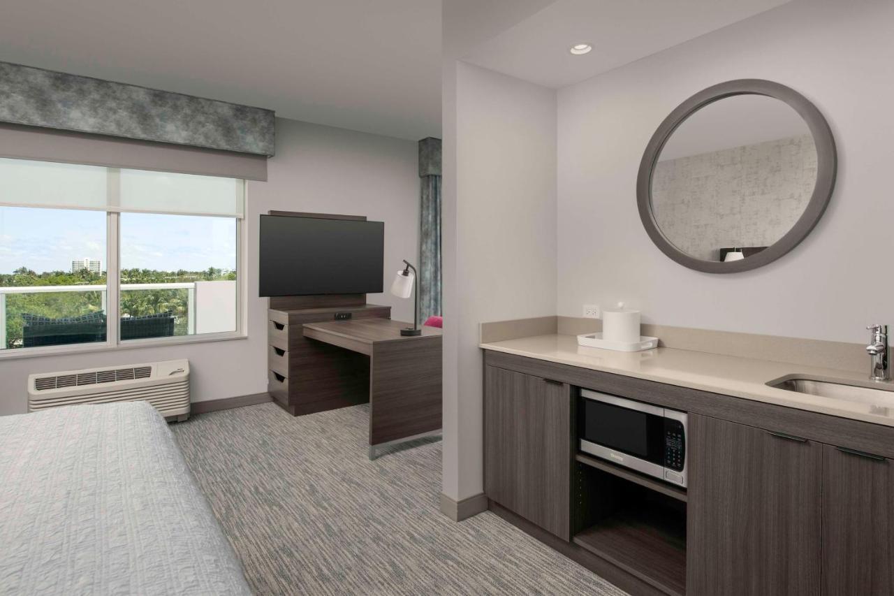 King Studio Suite with Balcony