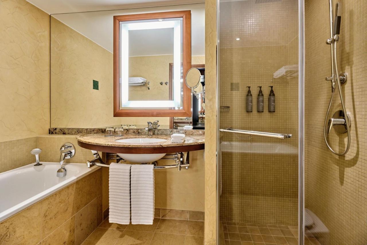 Classic, Guest room, 1 King,1534195186:JPEG