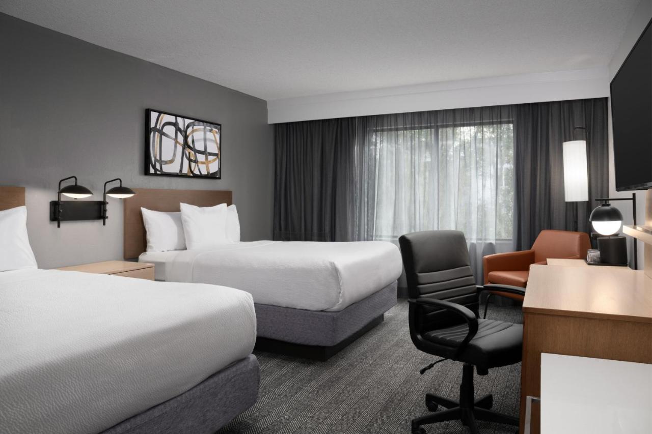 Queen Room with Two Queen Beds