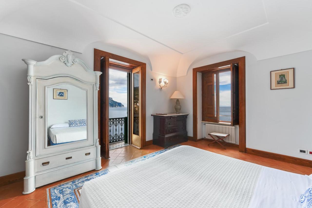 Two-Bedroom Apartment with Sea View - Separate Building