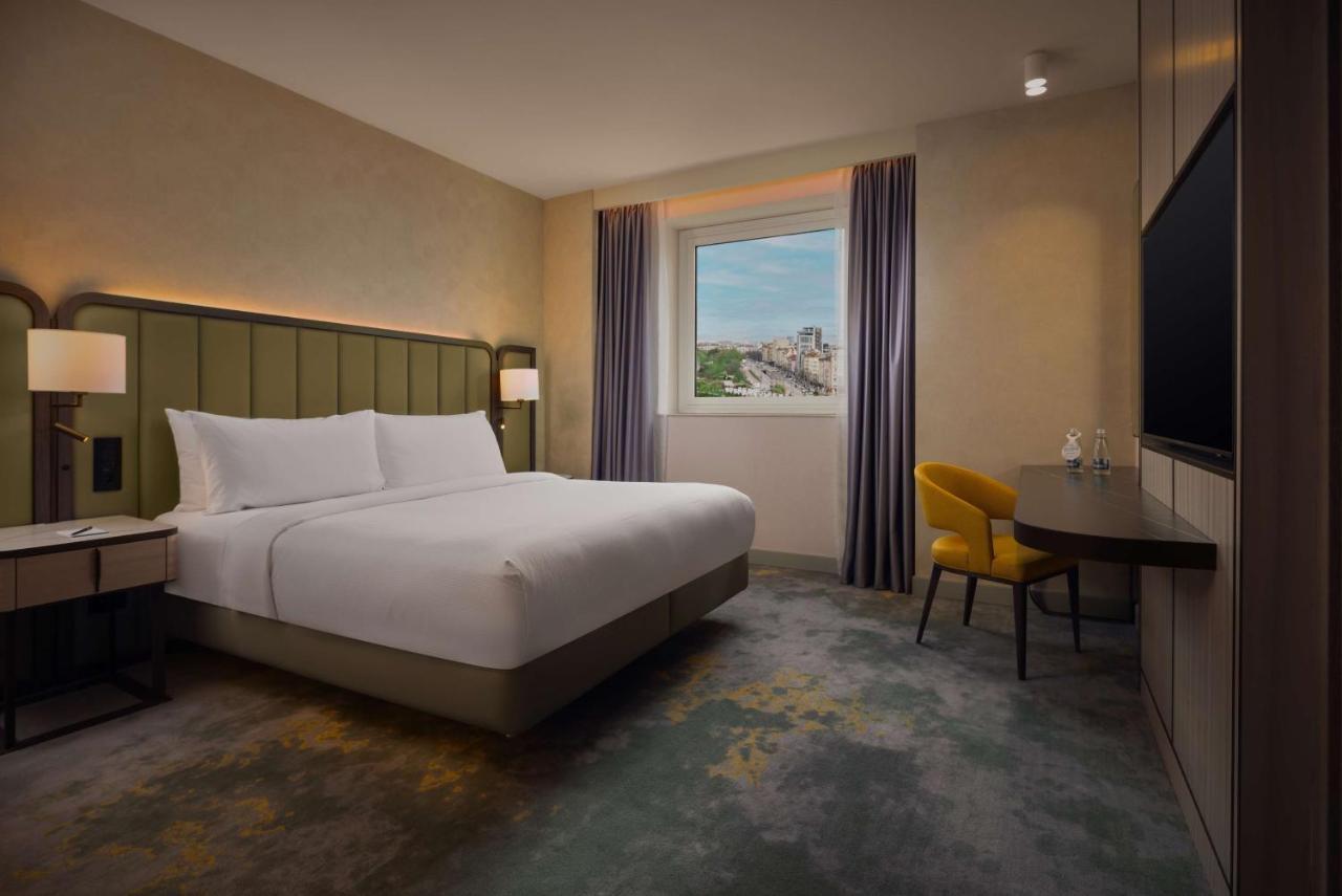 Park Executive Suite,1526549734:JPEG