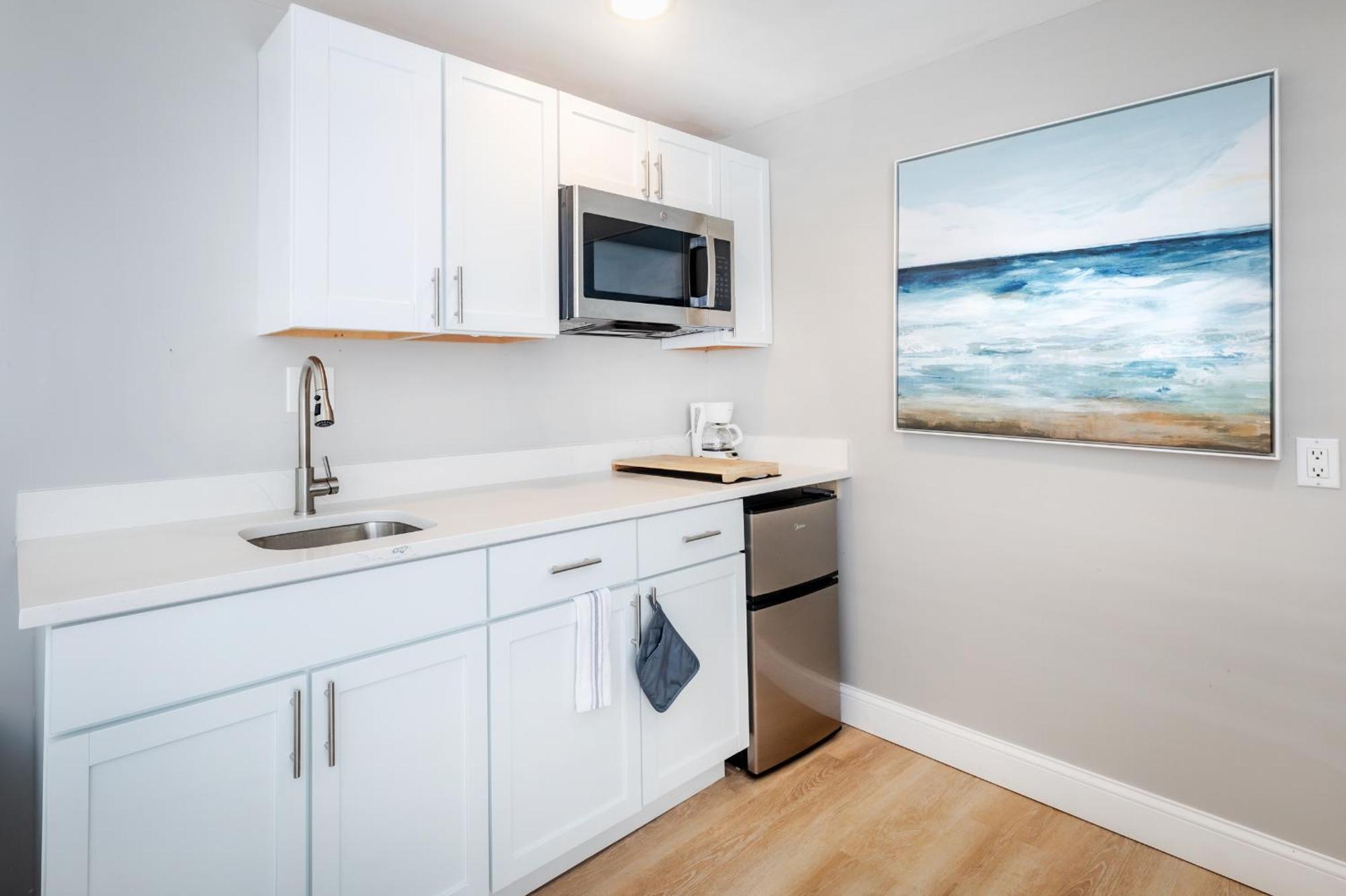 Standard Double Room with Kitchenette