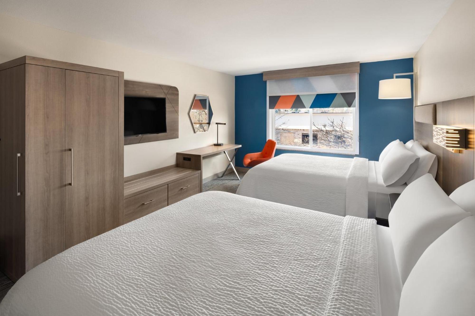Standard Room with Two Queen Beds