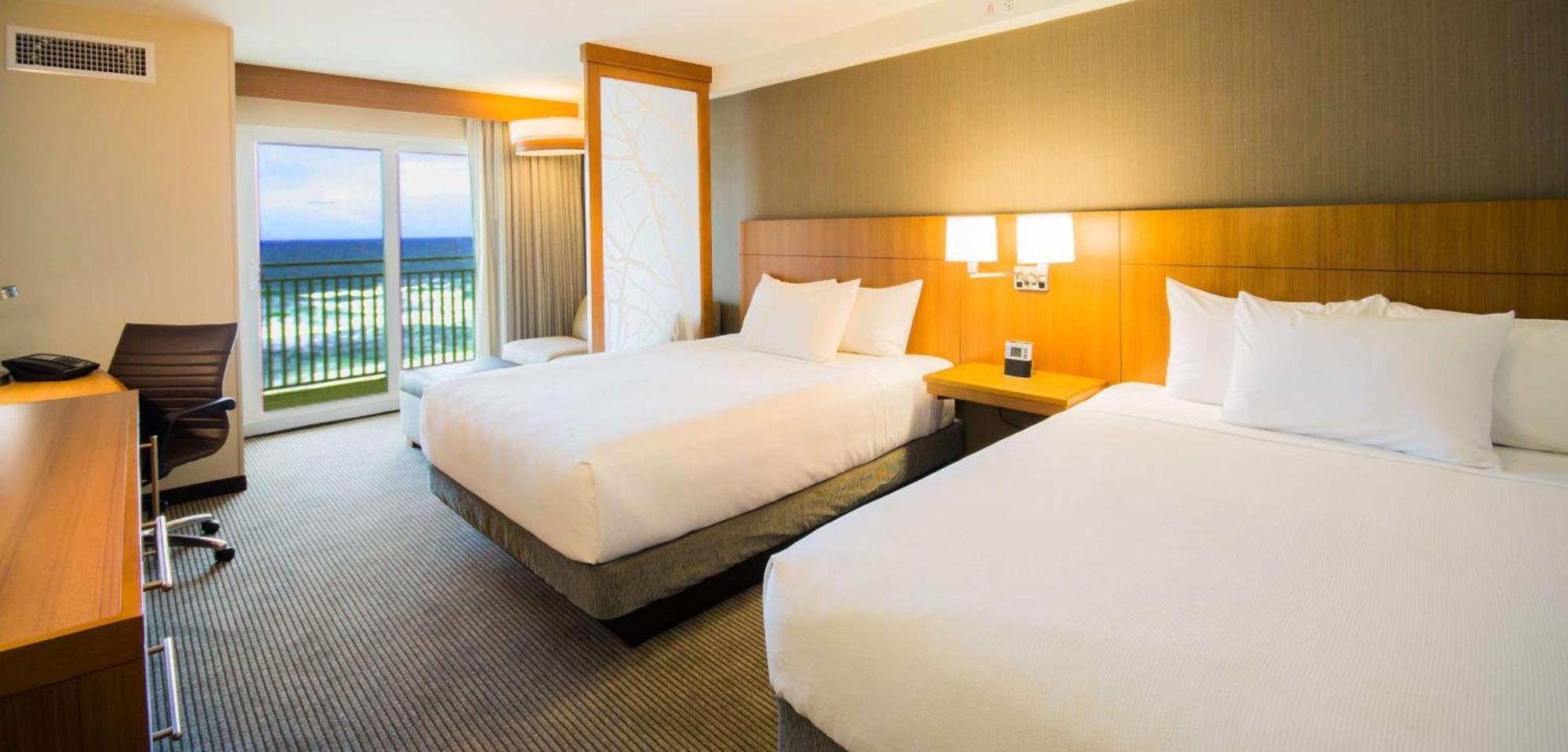Queen Room with Two Queen Beds and Sofa Bed - Oceanfront