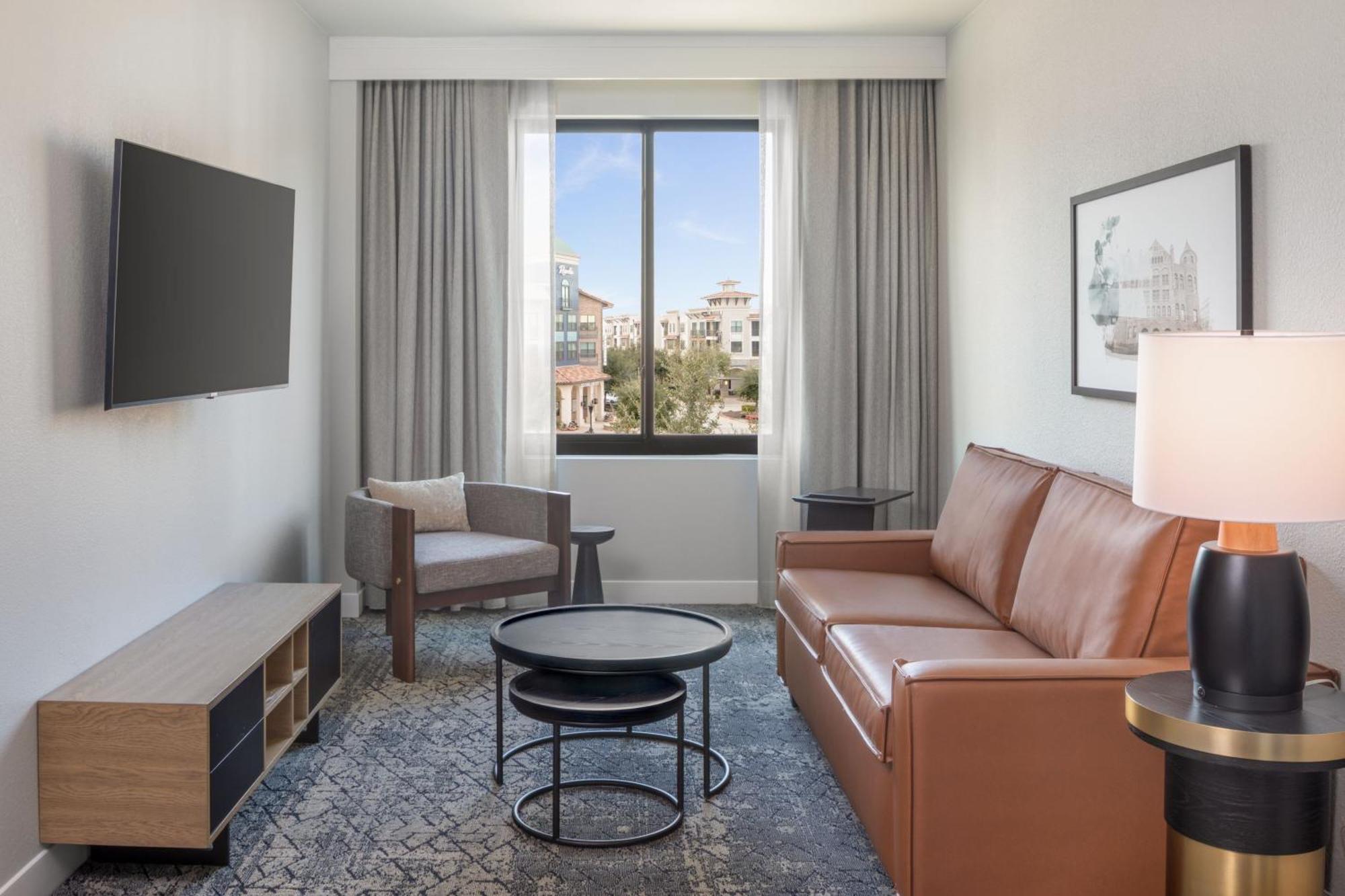 Executive, 1 Bedroom Executive Suite, 1 King