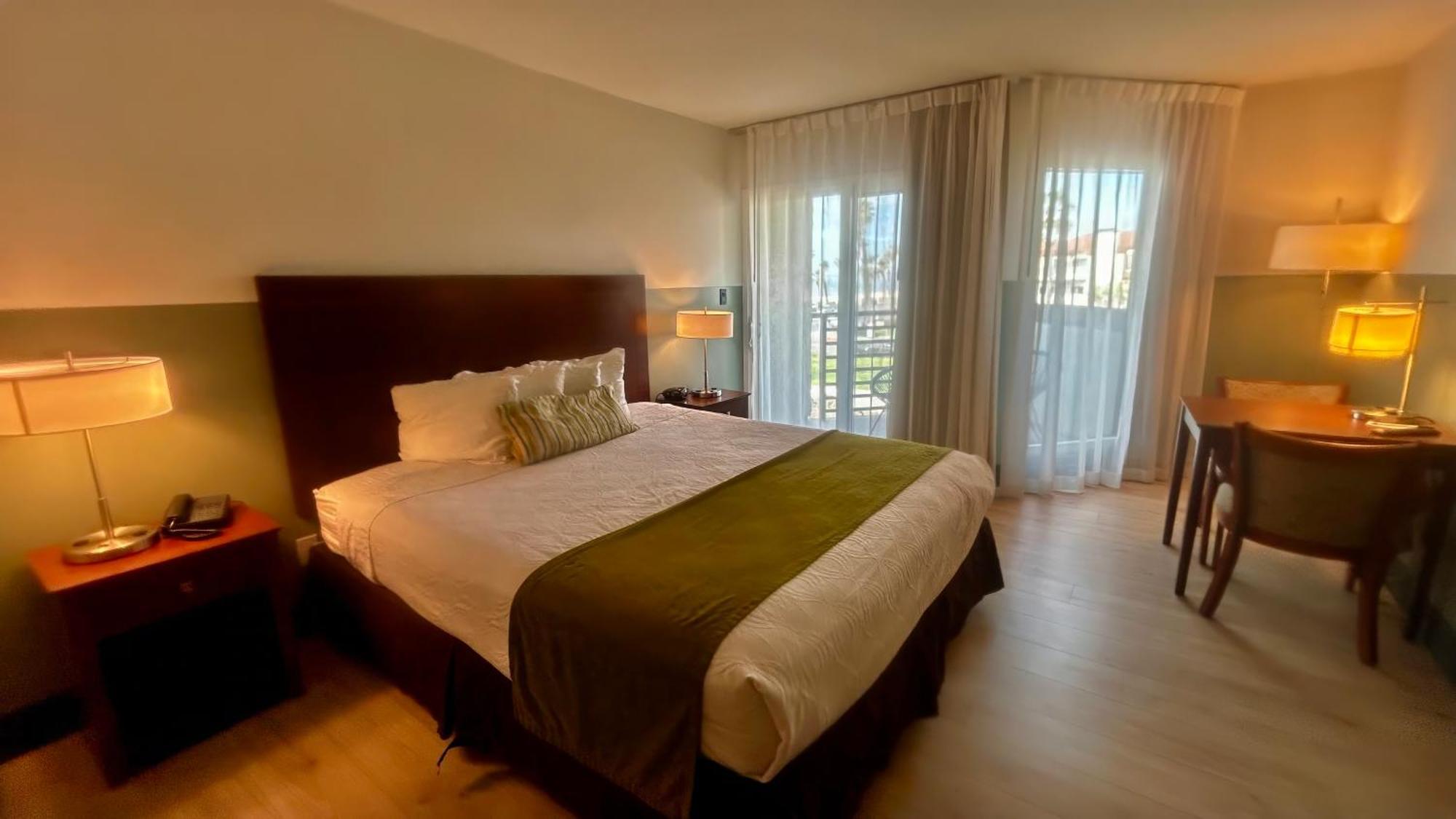 Single Room with Balcony