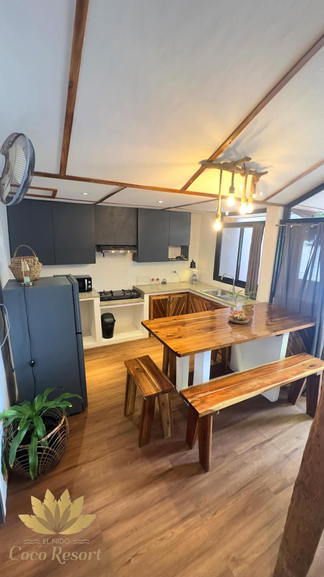 Villa - Beach Front,1501002256:JPEG