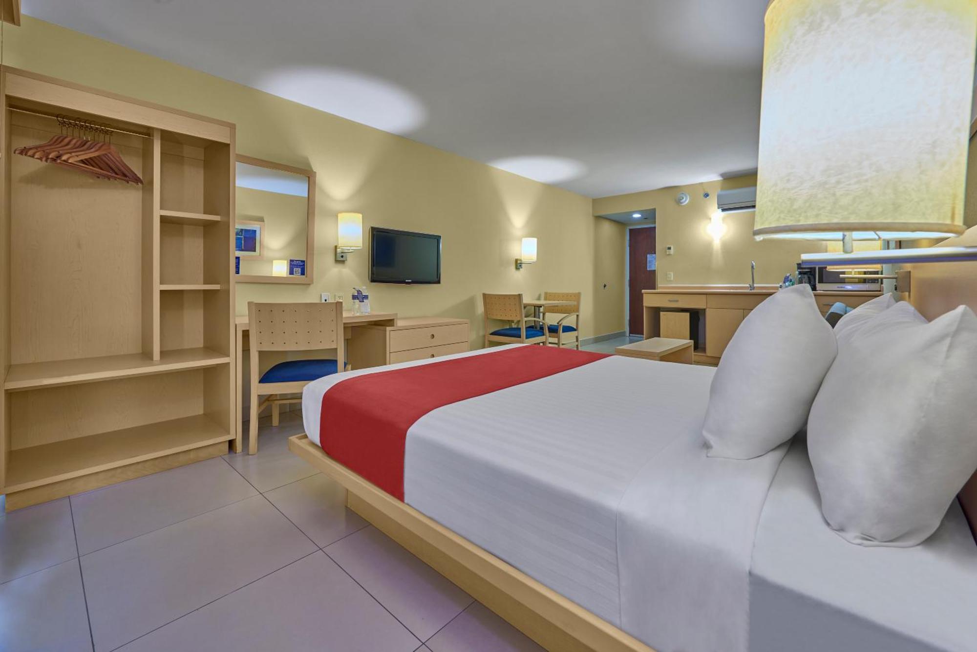 Queen Suite with Sofa Bed