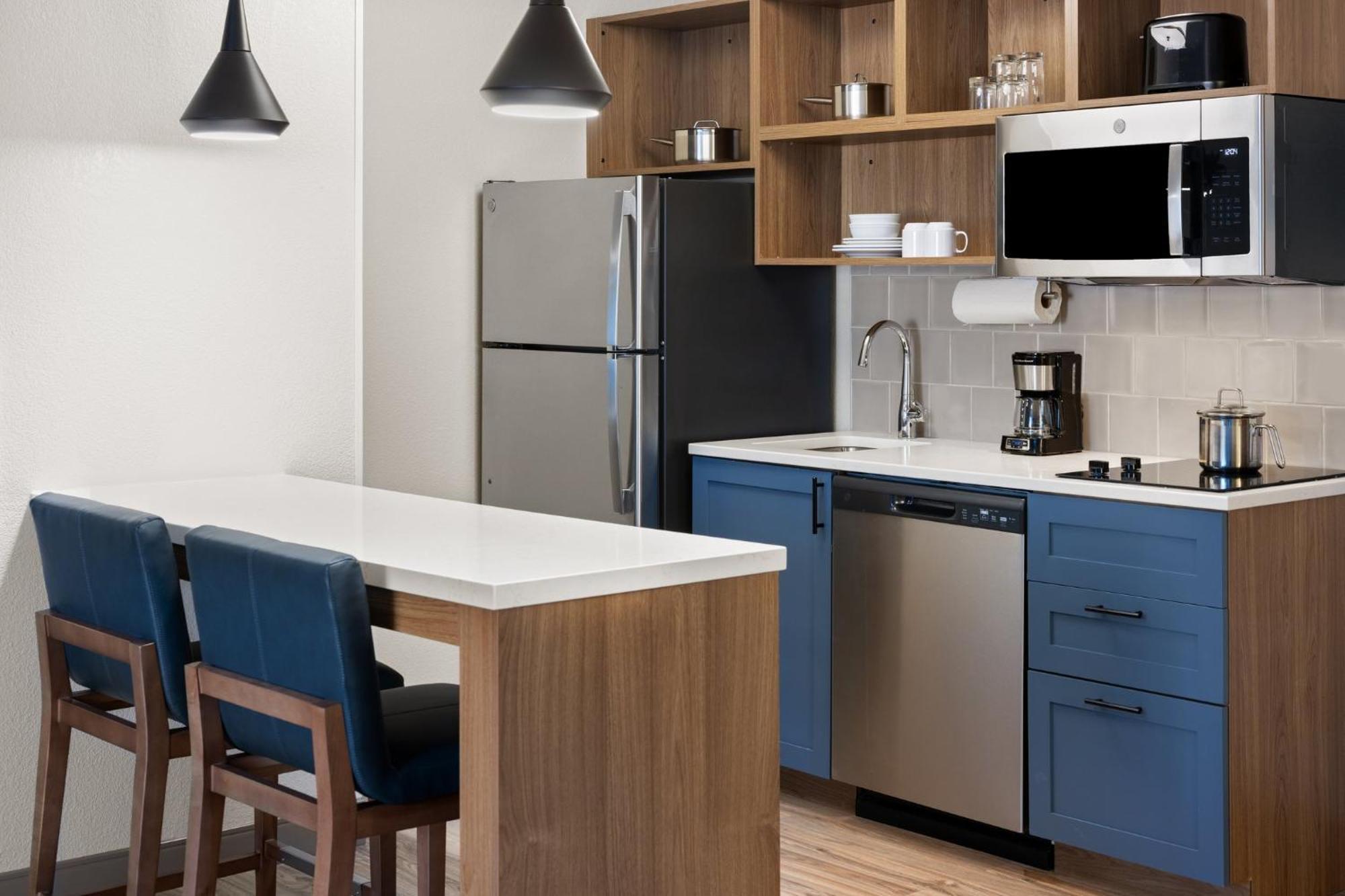 One-Bedroom Suite
