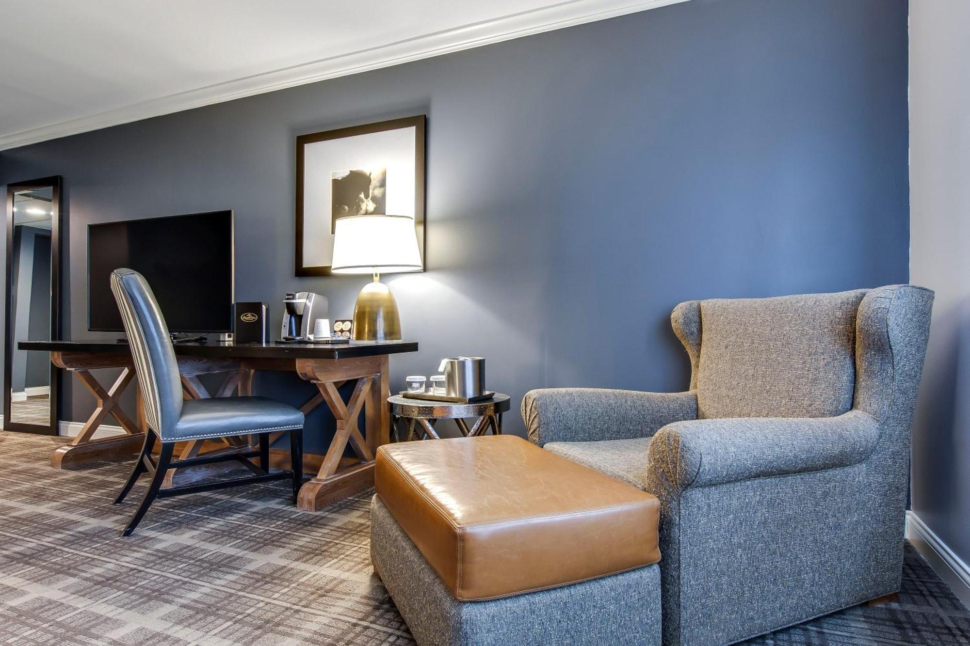 Queen Studio Suite with Two Queen Beds