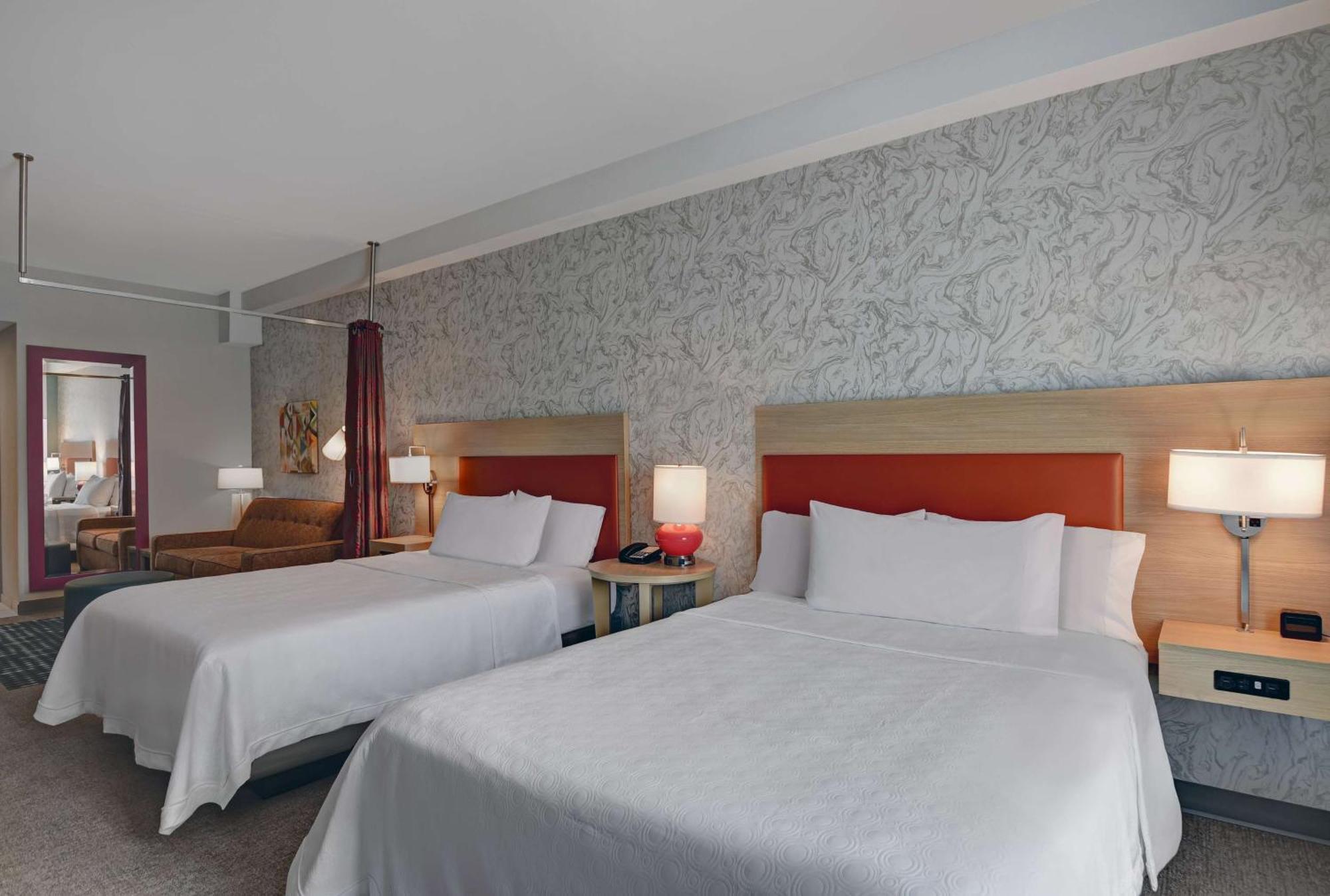 Queen Studio with Two Queen Beds - Mobility and Hearing Access/Non-Smoking