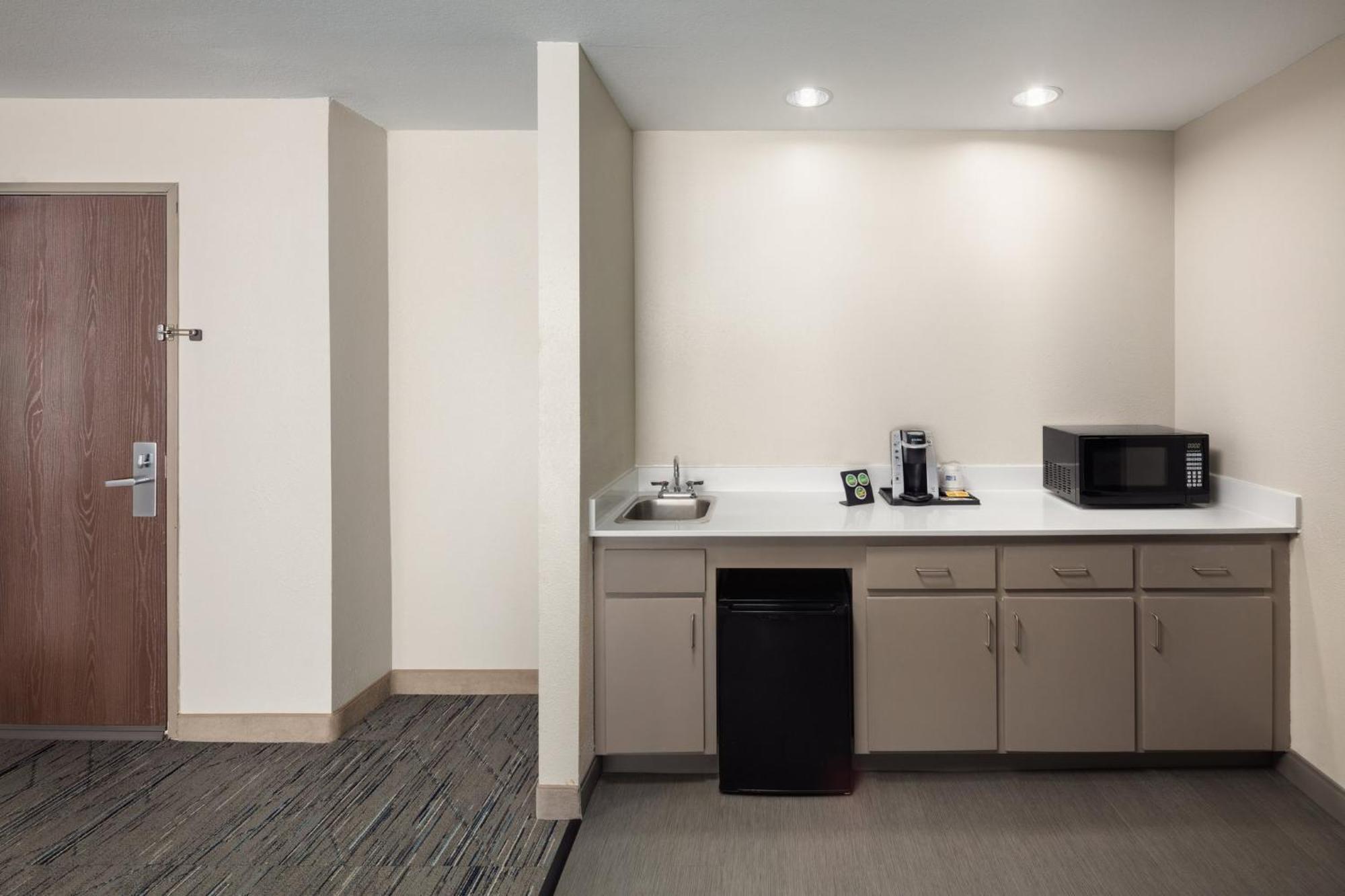 One-Bedroom Executive King Suite