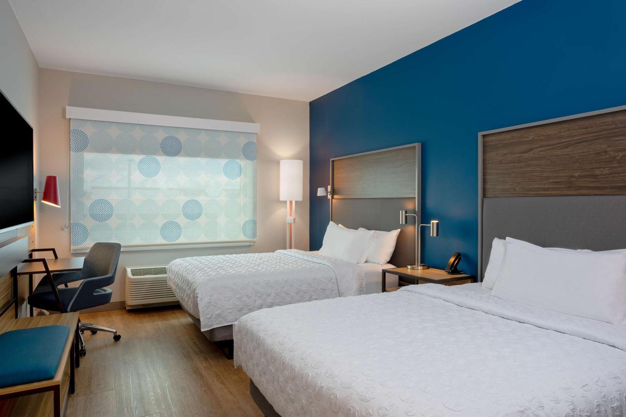 Queen Room with Two Queen Beds and Walk-In Shower