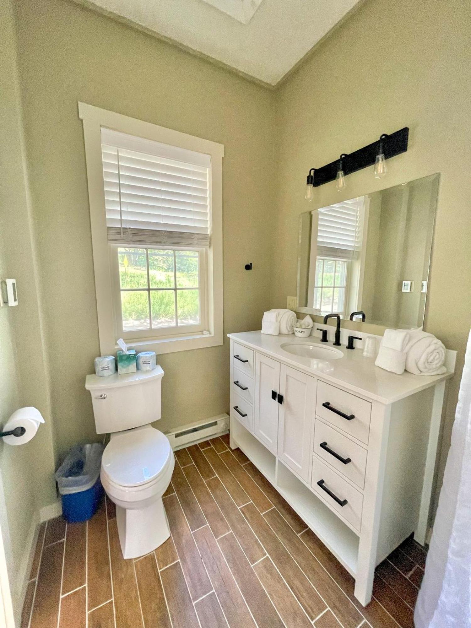 Superior King Suite