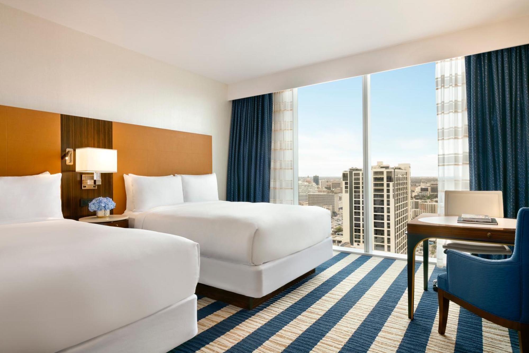 Fairmont Queen Room with Two Queen Beds and Roll-in Shower - Mobility Access