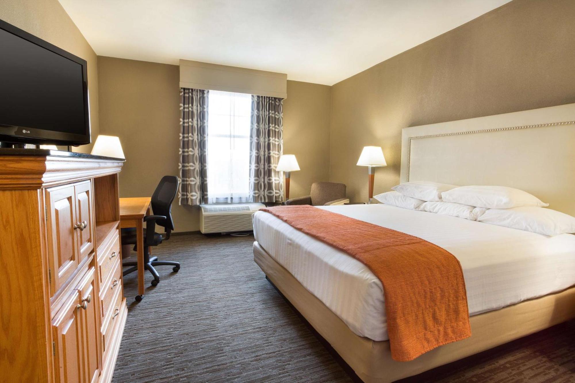 Deluxe King Room,1520529838:JPEG