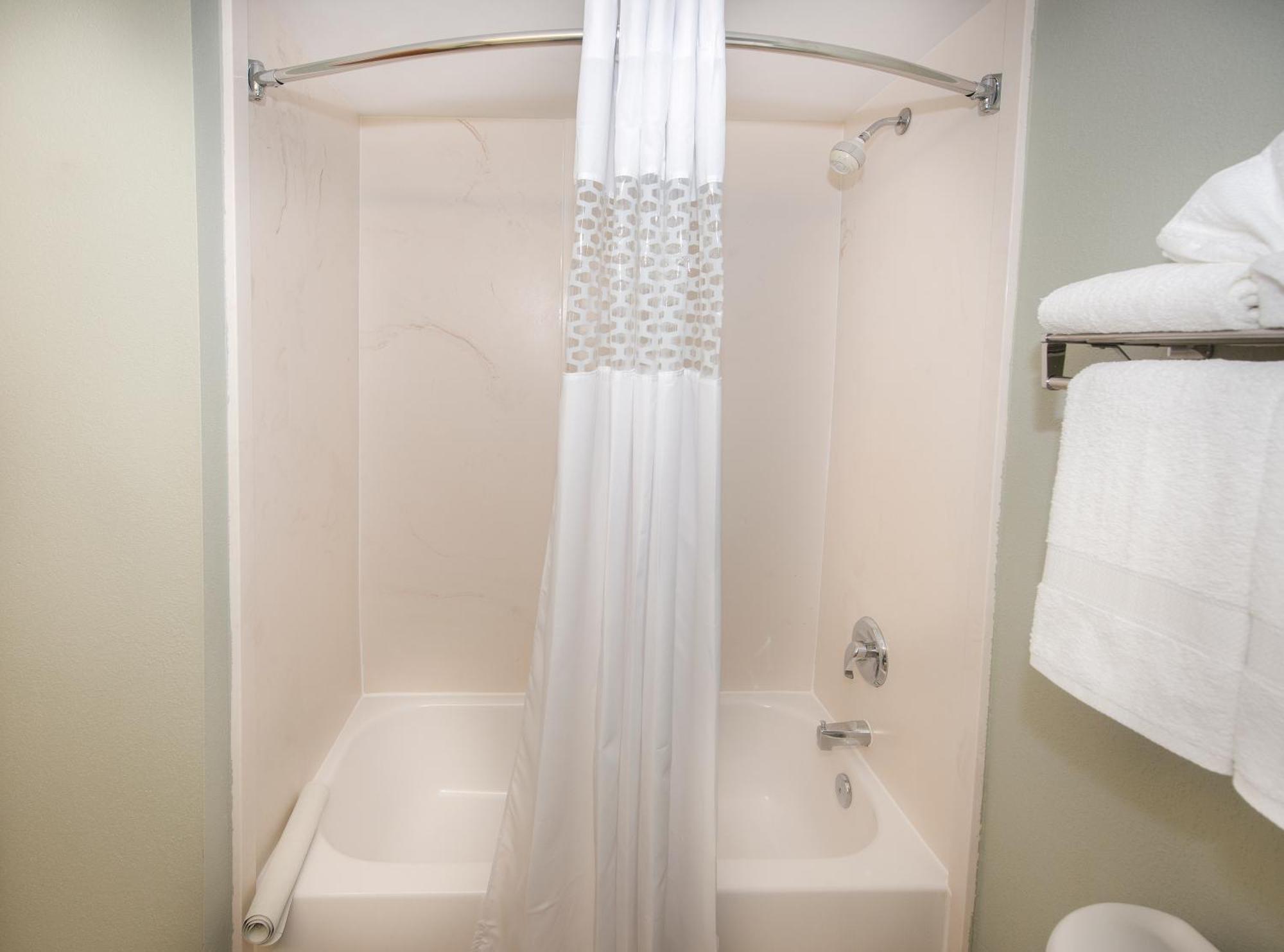 King Room - Mobility Access/Non-Smoking